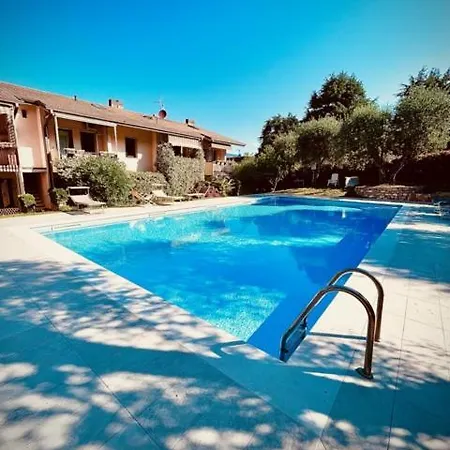 Residenza Riviera Degli Olivi Apartman *