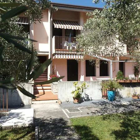 Apartman Residenza Riviera Degli Olivi Torri del Benaco